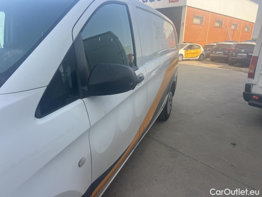  Mercedes  Vito MERCEDES-BENZ  / 2014 / 4P / furgón 111 CDI Larga #28