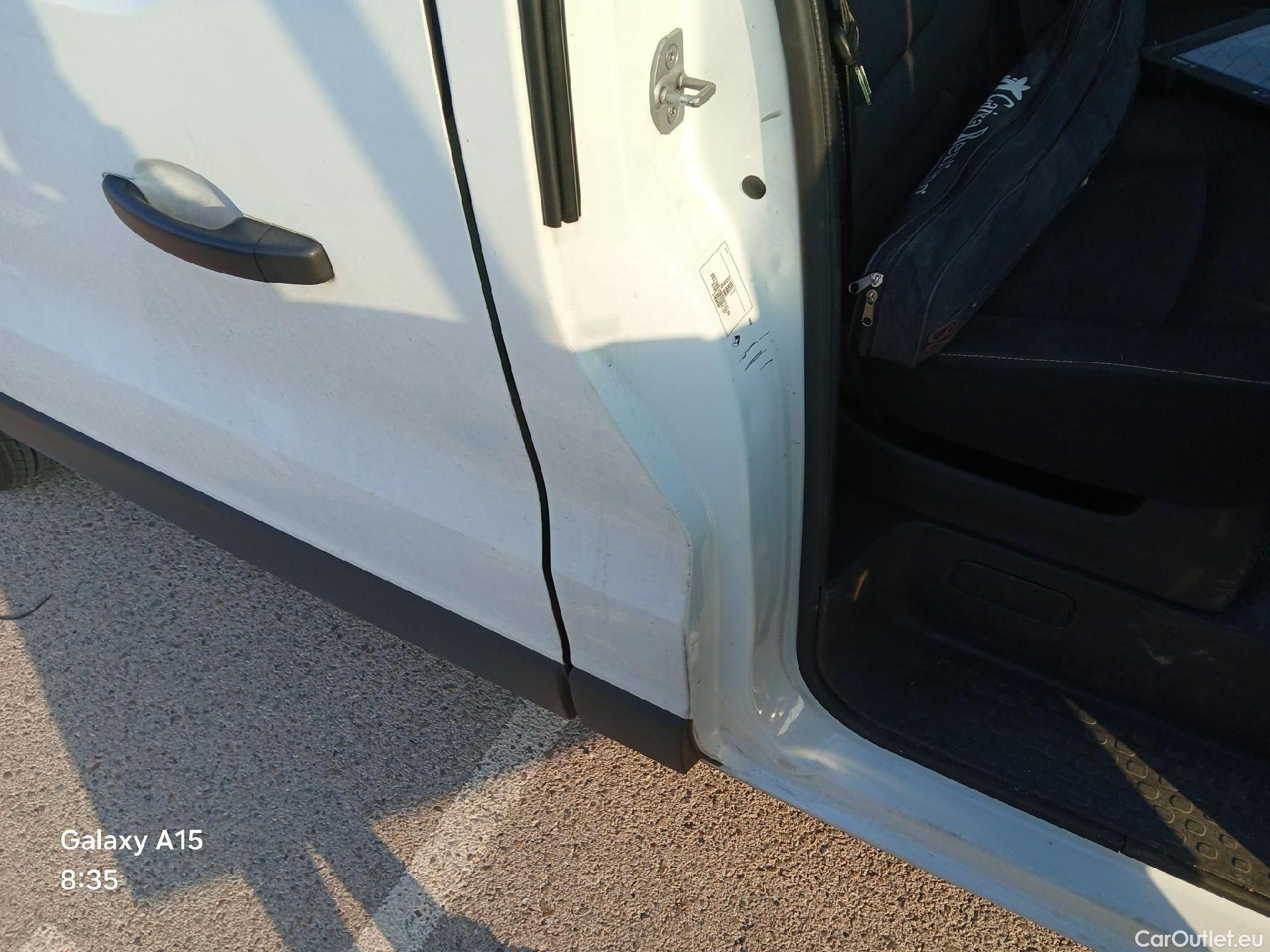  Renault  Trafic RENAULT  / 2014 / 4P / furgón Furgón 27 L1H1 dCi 88kW (120CV) #15