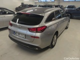i30