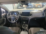  KIA  Cee'd KIA  1.5 T-GDI 160KM 6MT M 5d #9