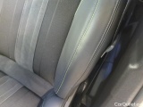  Peugeot  2008 Peugeot  1.2 PureTech 130KM EAT8 GT Pack 5d #40