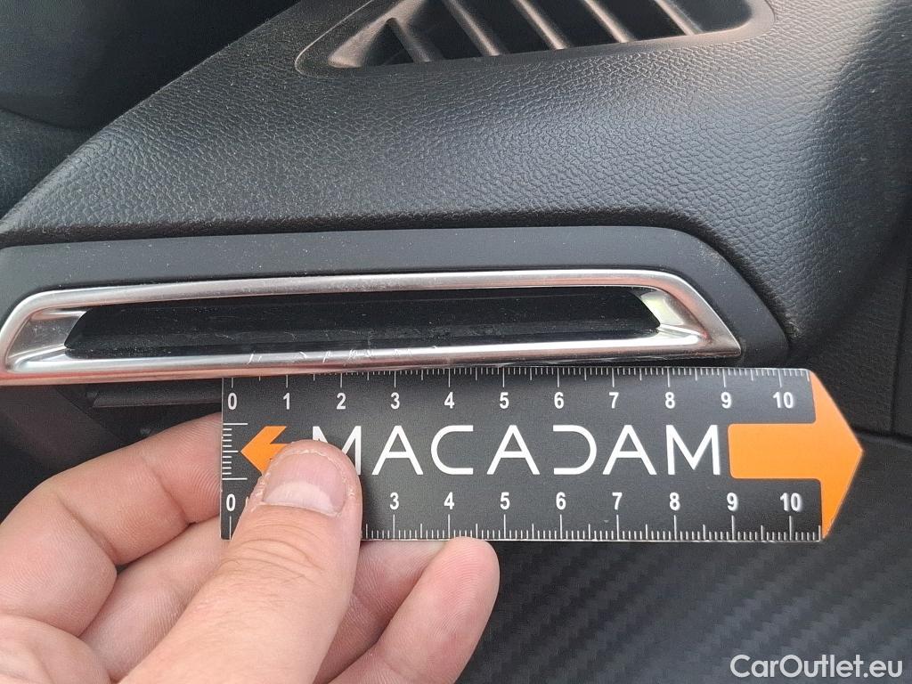  Peugeot  208  Premium 1.2 PureTech 75CV BVM5 E6d #8