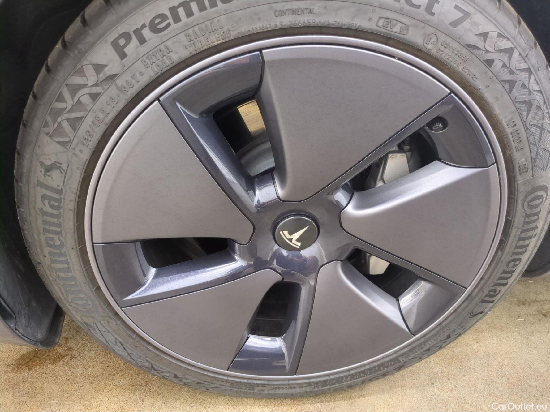  Tesla  Model 3 TESLA  / 2018 / 4P / Berline Grande Autonomie #4