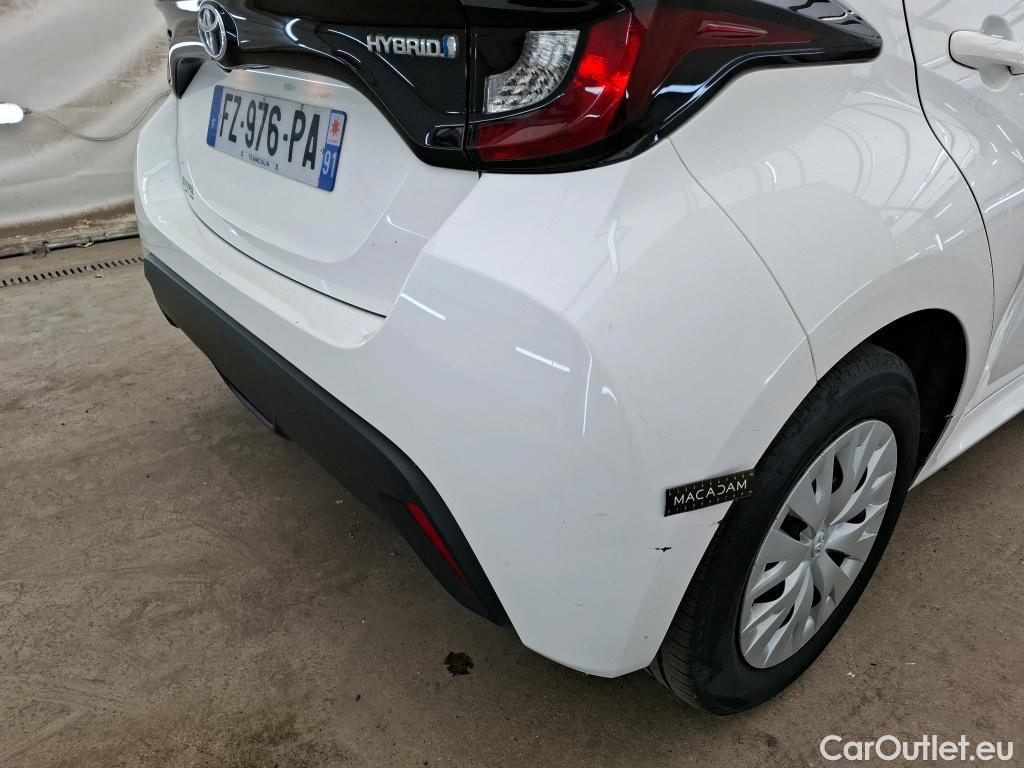  Toyota  Yaris  Hybride / 2019 / 5P / Berline 1.5 Hybride 116h France Business / TRANSFO VP/VF #17