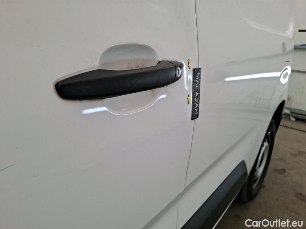  Citroen  Berlingo  Fourgon Club M 1000 1.2 PureTech 130CV BVA8 E6d #19