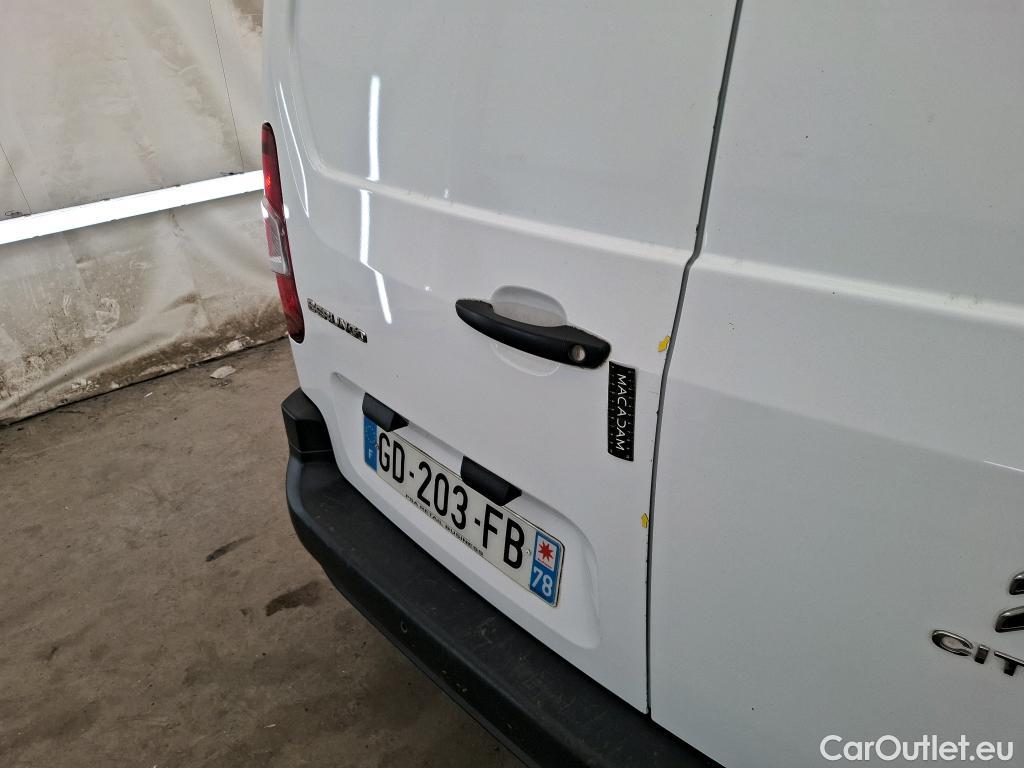  Citroen  Berlingo  Fourgon Club M 1000 1.2 PureTech 130CV BVA8 E6d #32