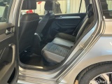  Volkswagen  Passat 2.0 TDI 200hk 4Motion R-Line Drag Värmare Cockpit *NO WINTER WHEELS* #8