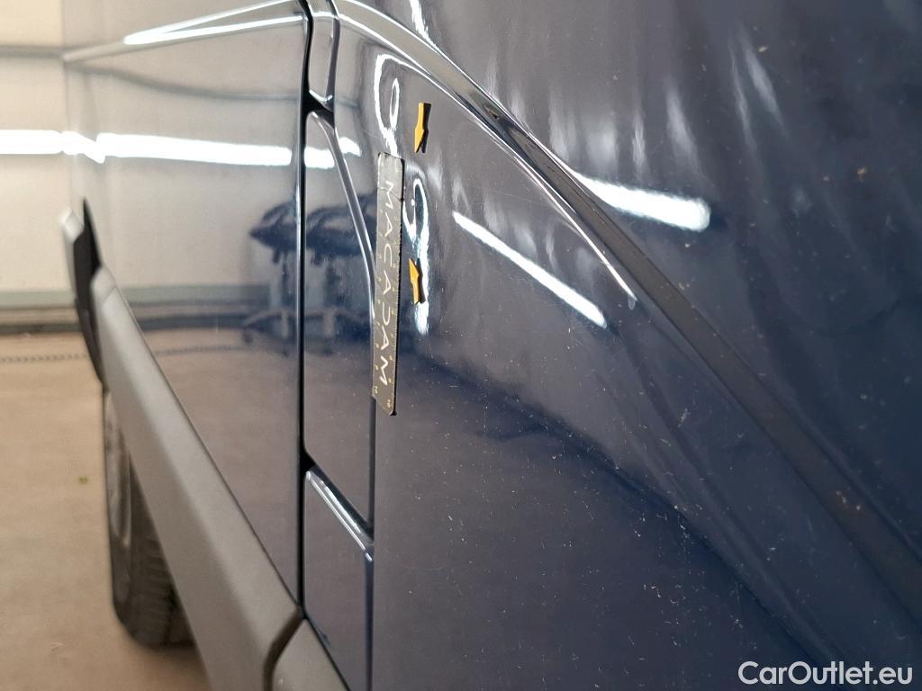  Renault  Master  III Fourgon L1H1 2 8 Grand Confort 2.3 dCi 135CV BVM6 E6dT #69