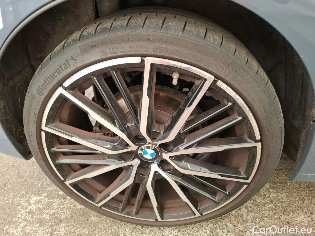  Bmw  Serie 1 BMW Série 1 / 2019 / 5P / Berline 118i DKG7 M Sport #2