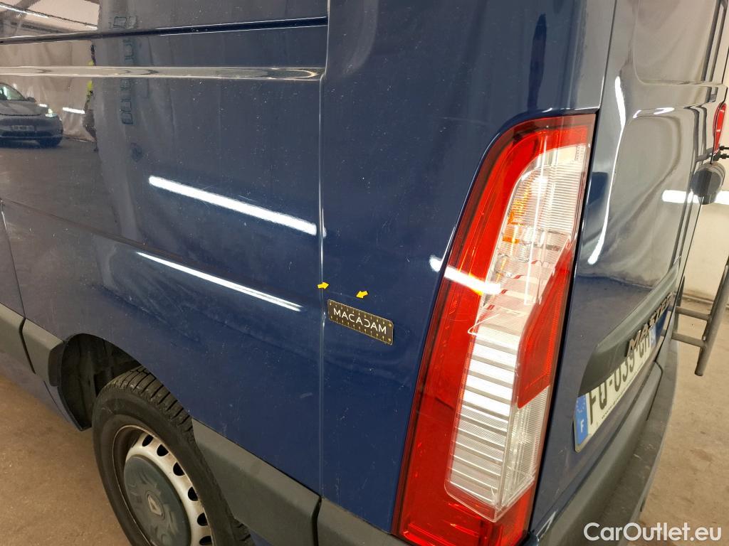  Renault  Master  III Fourgon L1H1 2 8 Grand Confort 2.3 dCi 135CV BVM6 E6dT #75