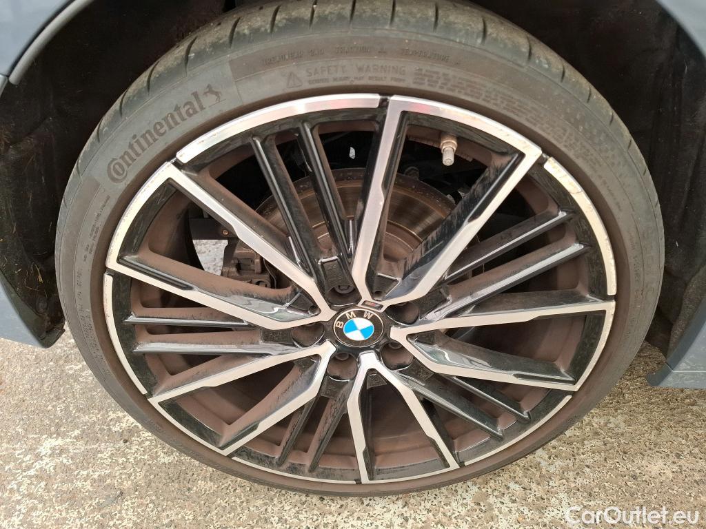  Bmw  Serie 1 BMW Série 1 / 2019 / 5P / Berline 118i DKG7 M Sport #11