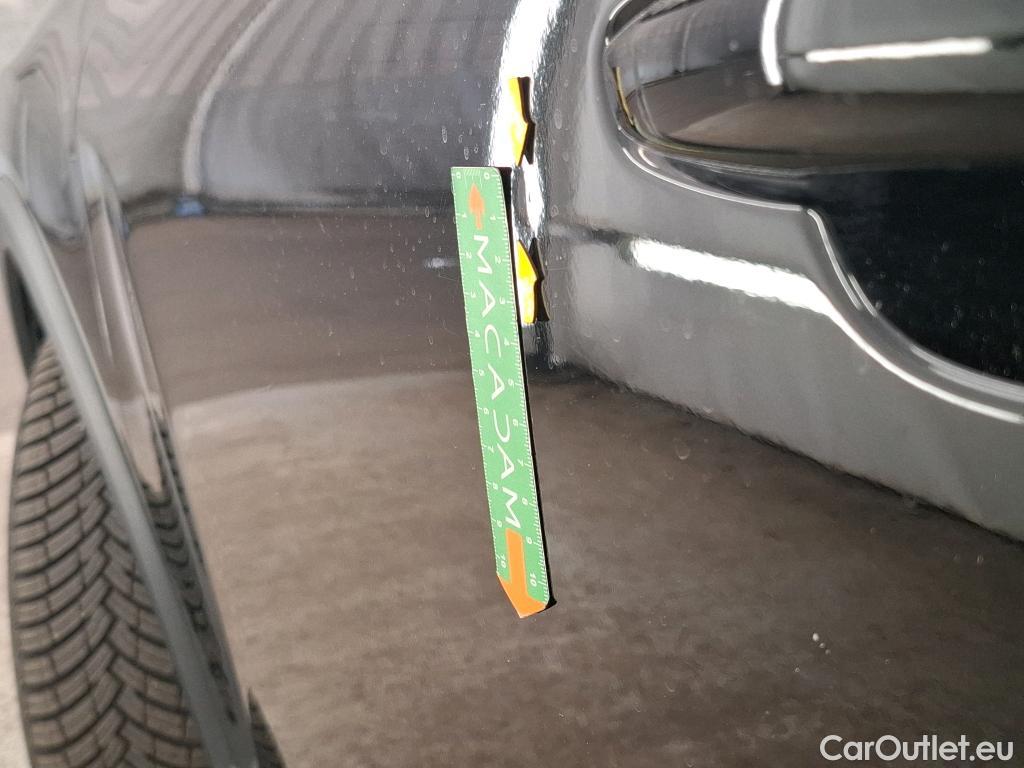  Citroen  C4 CITROEN  X / 2022 / 4P / Berline PureTech 130 S&S EAT8 Shine #29