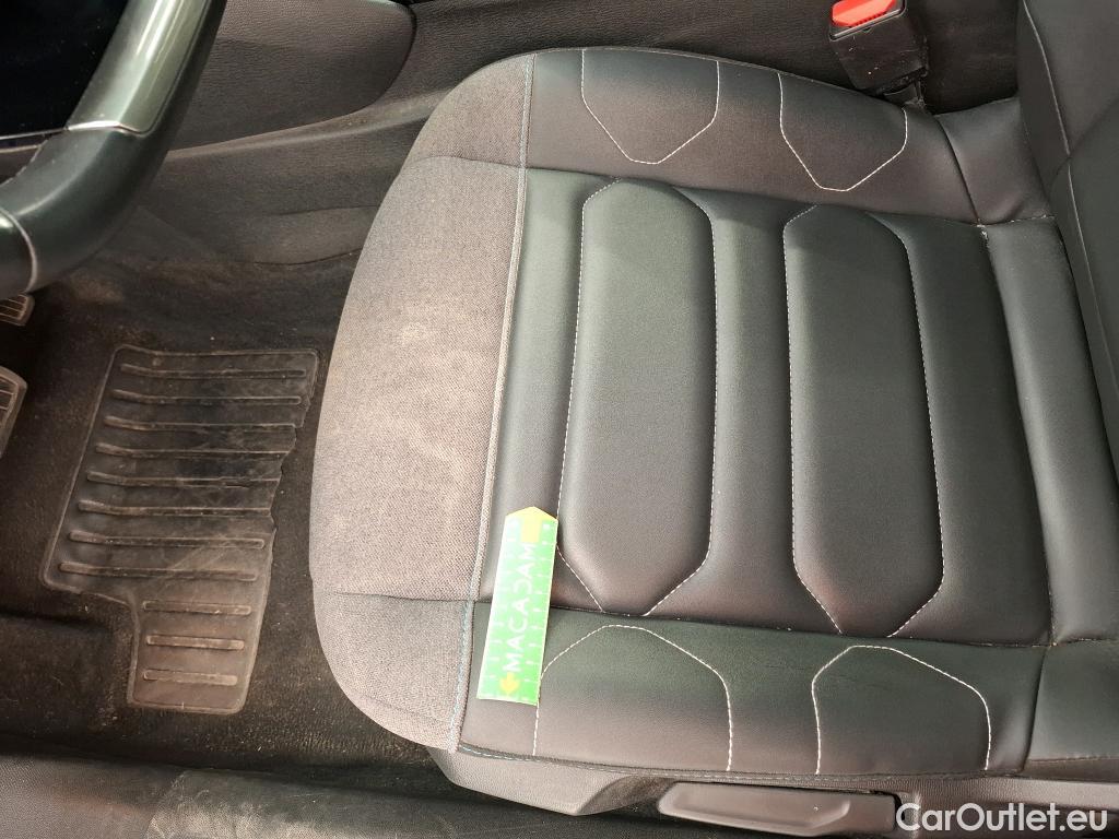  Citroen  C4 CITROEN  X / 2022 / 4P / Berline PureTech 130 S&S EAT8 Shine #20