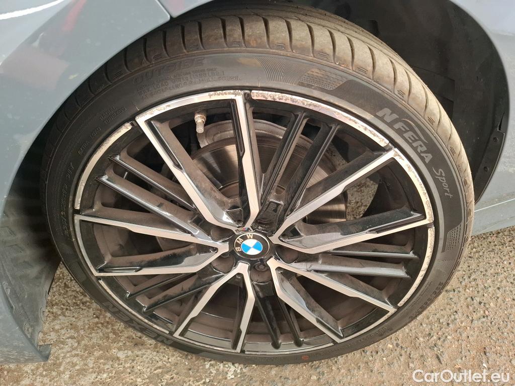  Bmw  Serie 1 BMW Série 1 / 2019 / 5P / Berline 118i DKG7 M Sport #5