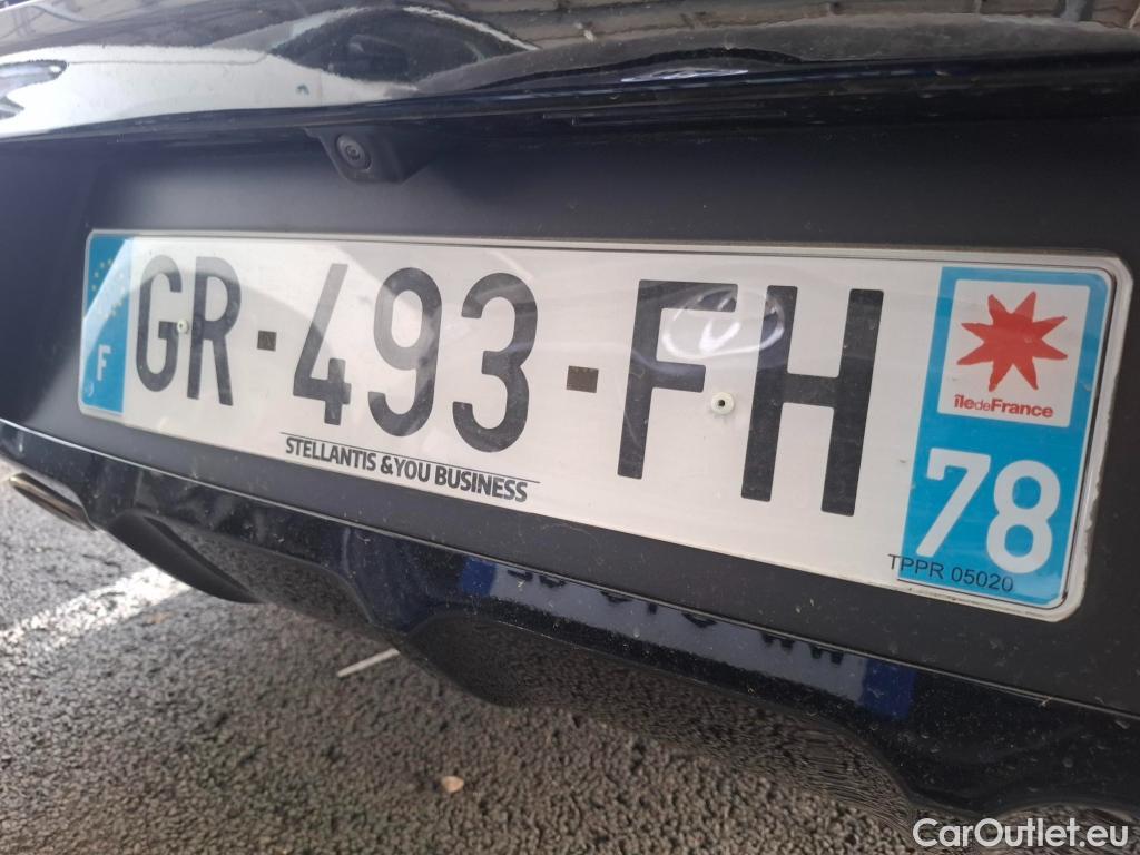  Citroen  C4 CITROEN  X / 2022 / 4P / Berline PureTech 130 S&S EAT8 Feel Pack #9