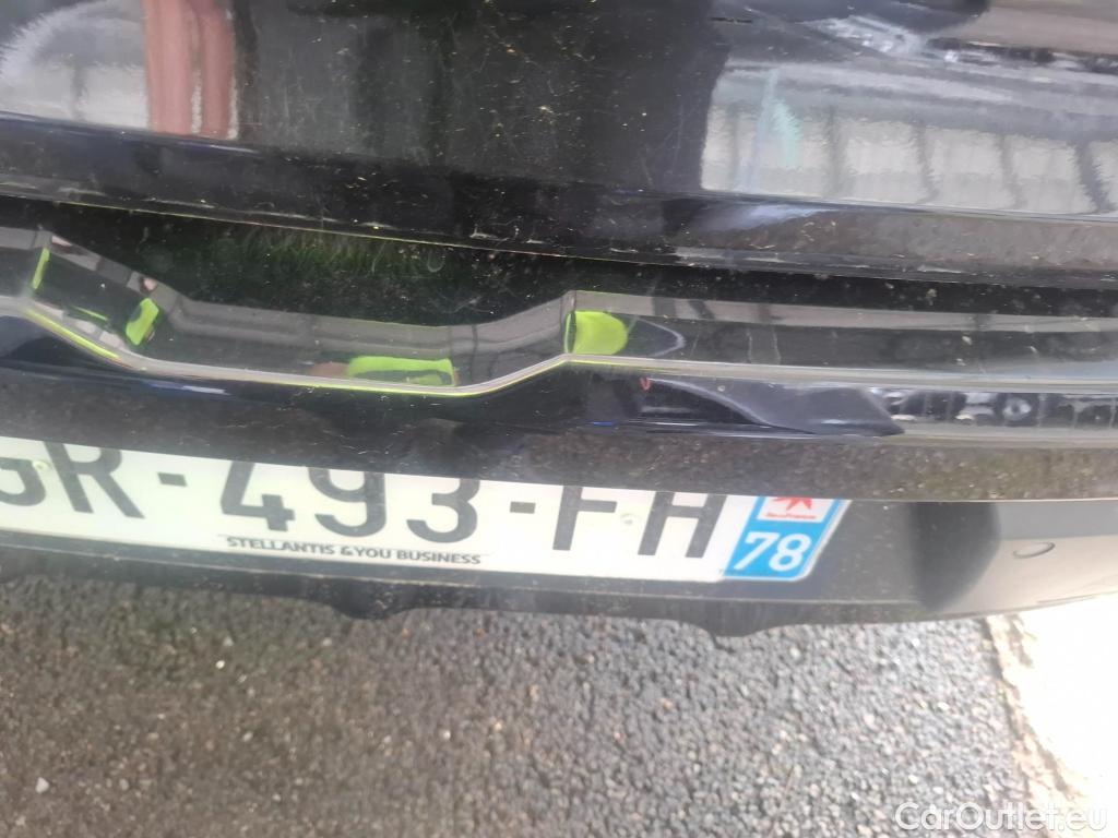  Citroen  C4 CITROEN  X / 2022 / 4P / Berline PureTech 130 S&S EAT8 Feel Pack #17