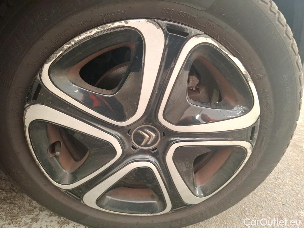  Citroen  C3  Feel Pack 1.2 PureTech 80CV BVM5 E6d #25