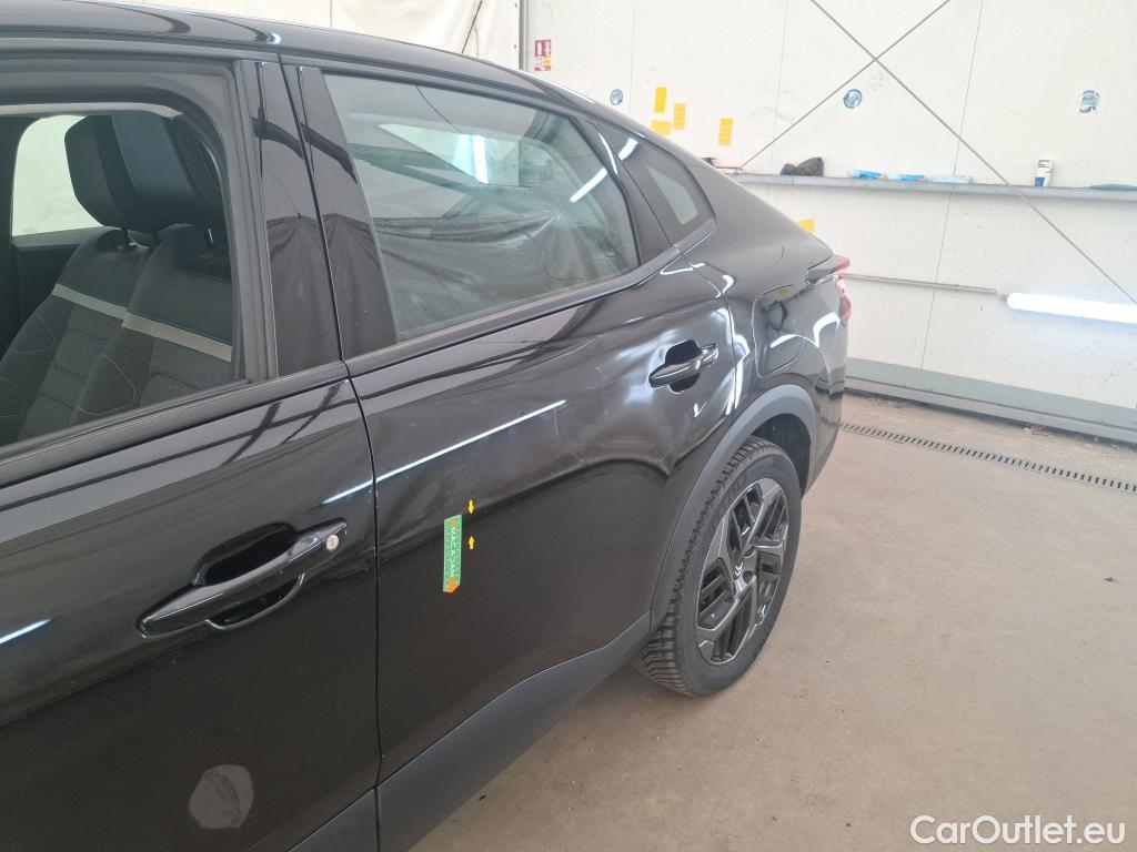 Citroen  C4 CITROEN  X / 2022 / 4P / Berline PureTech 130 S&S EAT8 Feel Pack #1