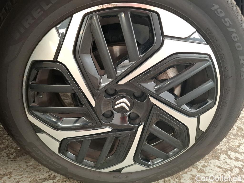  Citroen  C4 CITROEN  X / 2022 / 4P / Berline PureTech 130 S&S EAT8 Shine #25