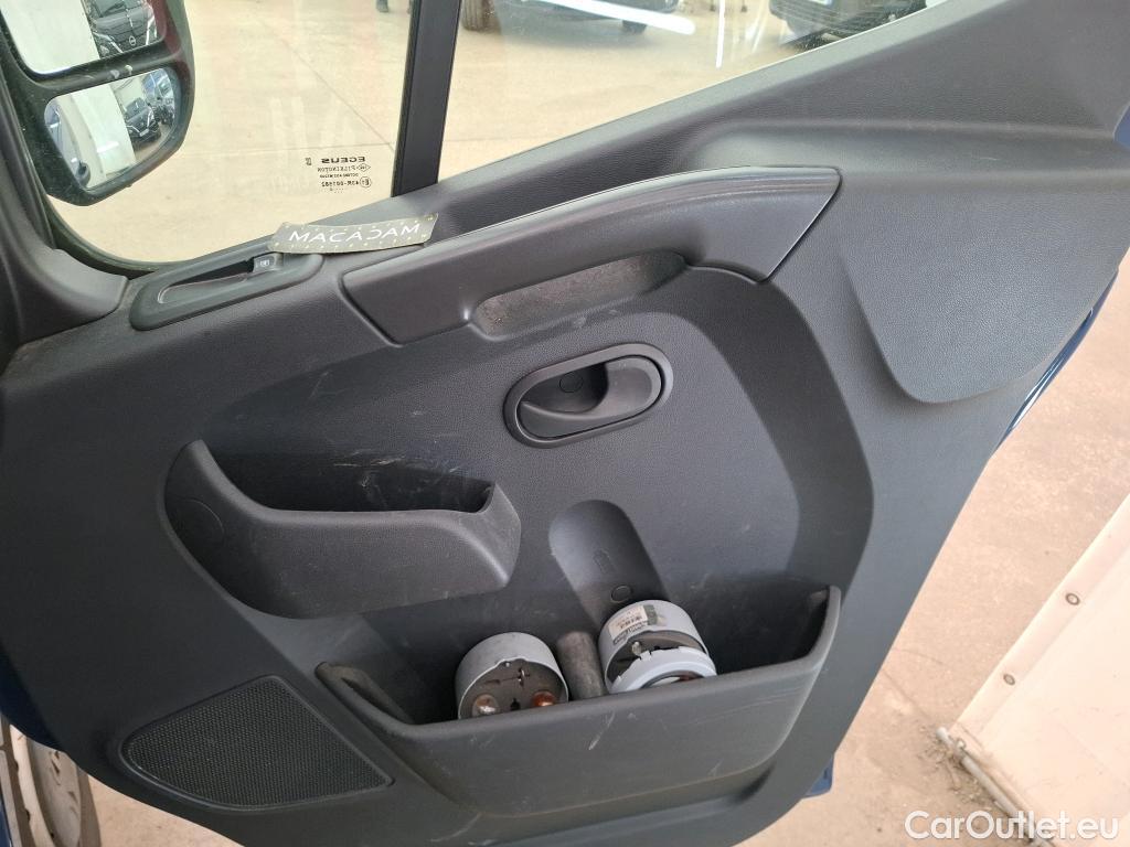  Renault  Master  III Fourgon L1H1 2 8 Grand Confort 2.3 dCi 135CV BVM6 E6dT #50