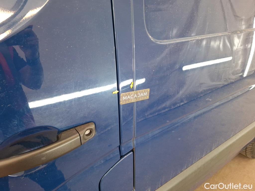  Renault  Master  III Fourgon L1H1 2 8 Grand Confort 2.3 dCi 135CV BVM6 E6dT #78