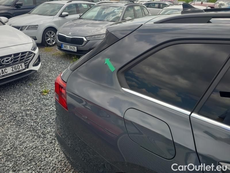  Volkswagen  Golf  VIII Variant (CG5) 2020 Var.2.0TDI 110 Style AT #9