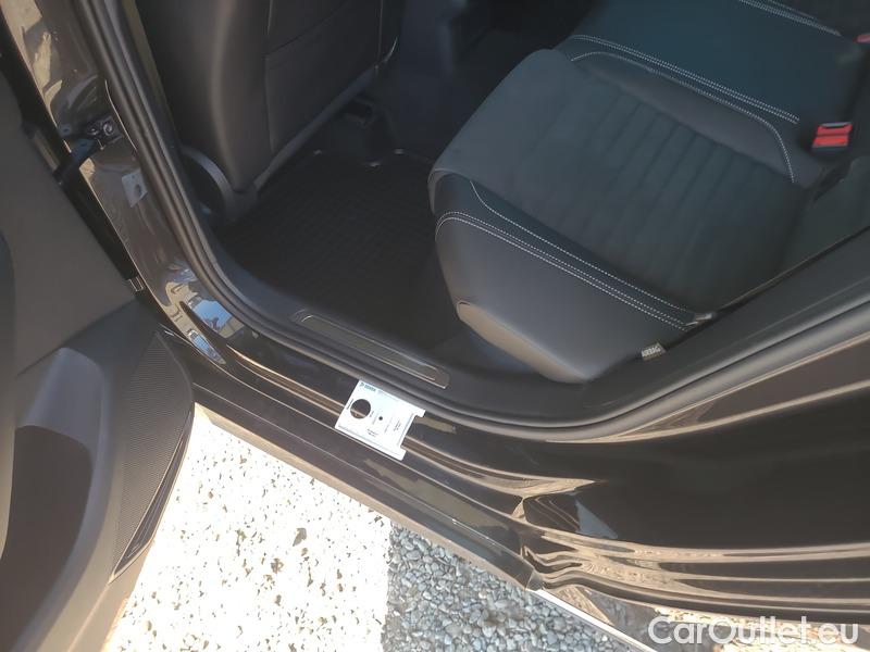  Volkswagen  Passat  Variant (CJ5) (2023) Pas.Var.2.0TDI 110 Elegance AT #5