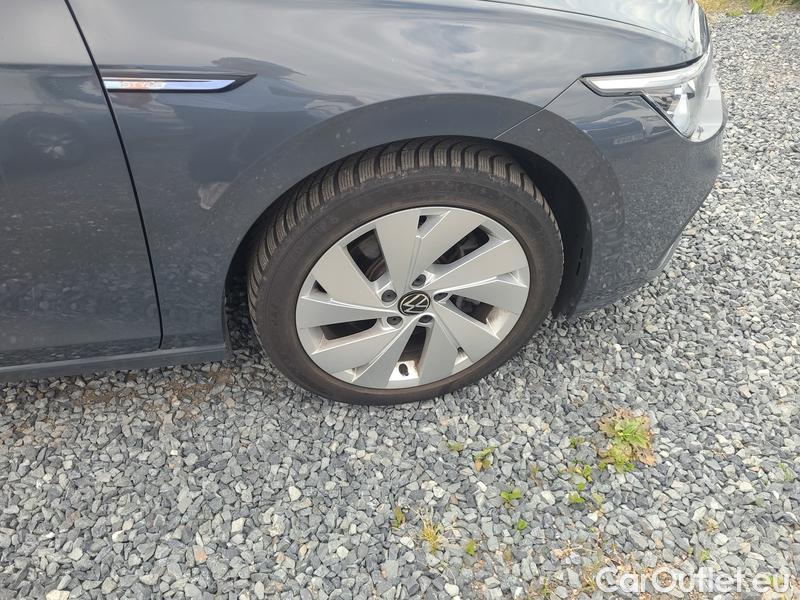  Volkswagen  Golf  VIII Variant (CG5) 2020 Var.2.0TDI 110 Style AT #7