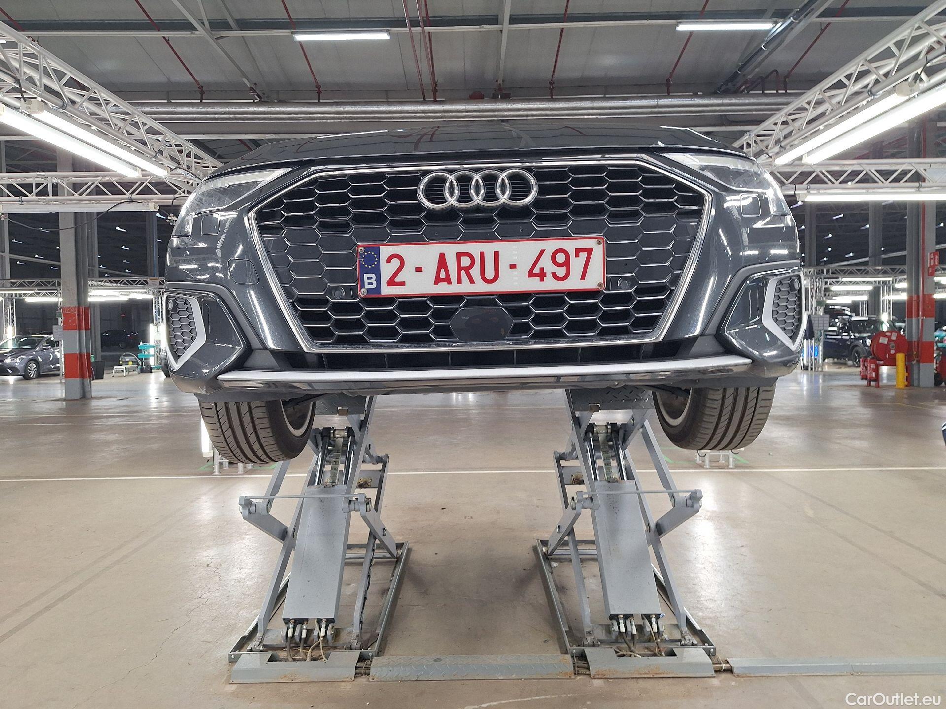  Audi  A3 Audi,  Berline '20,  Ber.30 TFSi 81kW Adv.Bu.Str #43