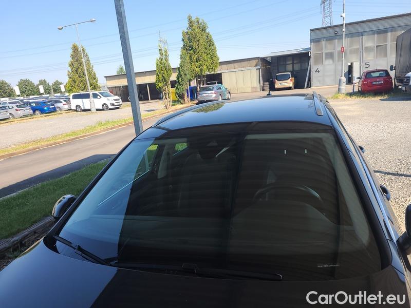  Volkswagen  Passat  Variant (CJ5) (2023) Pas.Var.2.0TDI 110 Elegance AT #1
