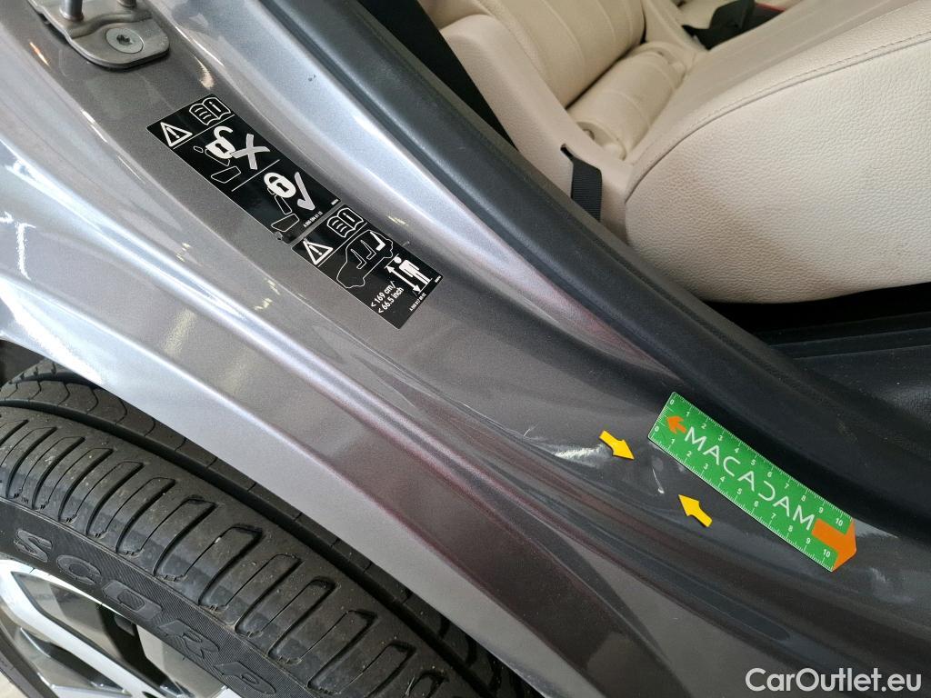  Mercedes  GLB MERCEDES-BENZ  / 2019 / 5P / SUV  200 Business Line #34
