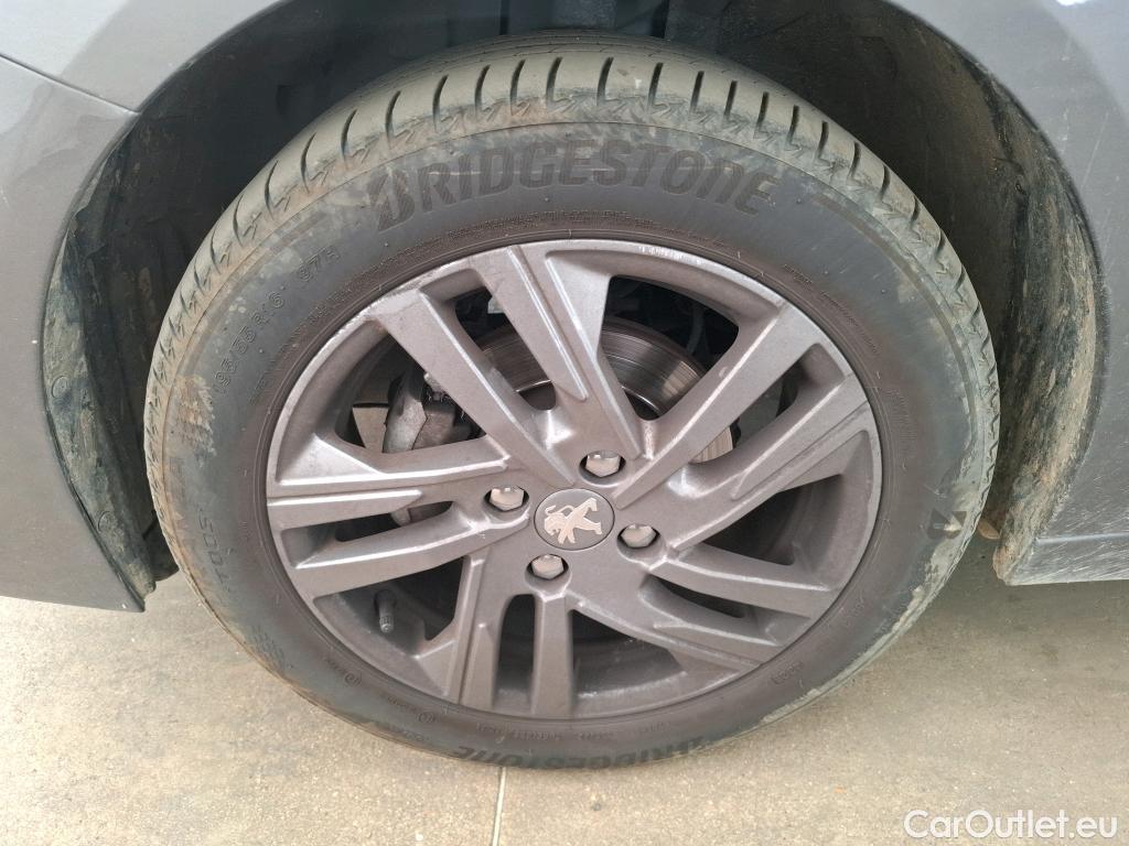  Peugeot  208 PEUGEOT  / 2019 / 5P / Berline Puretech 75 S&S Active Business #33