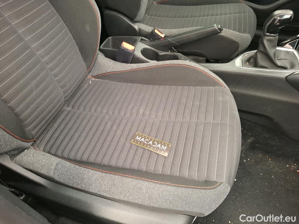  Peugeot  208 PEUGEOT  / 2019 / 5P / Berline Puretech 75 S&S Active Business #24