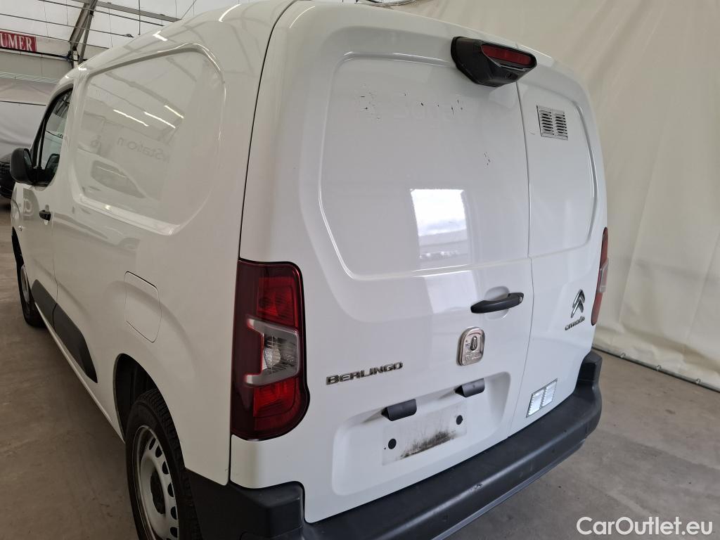  Citroen  Berlingo CITROEN  / 2018 / 4P / Fourgonnette M 1000kg PureTech 110 BVM6 Driver (Ex 844P) #32