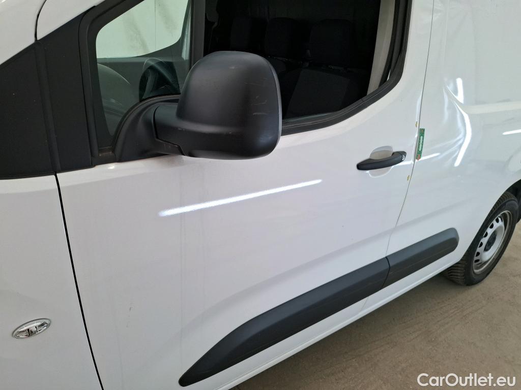  Citroen  Berlingo CITROEN  / 2018 / 4P / Fourgonnette M 1000kg PureTech 110 BVM6 Driver (Ex 844P) #5
