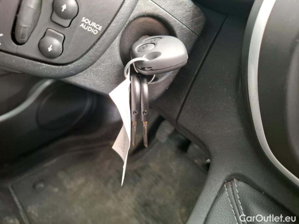  Renault  Kangoo  II Express Maxi Extra (Série Spéciale) 1.5 dCi 95CV BVM6 E6dT #33