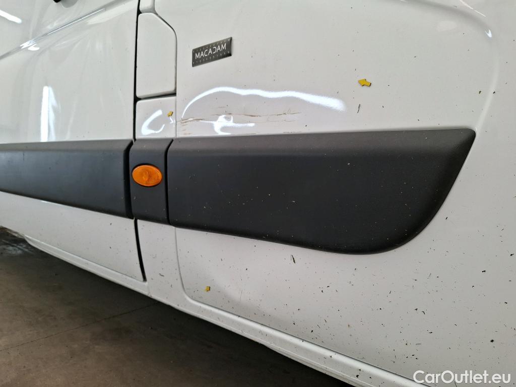  Renault  Master  III Fourgon L3H2 3 5 Grand Confort dCi 135CV BVM6 E6dT #15