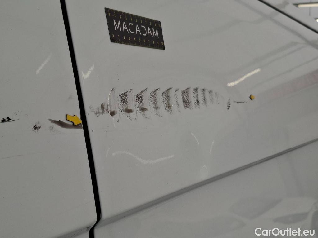  Renault  Master  III Fourgon L3H2 3 5 Grand Confort dCi 135CV BVM6 E6dT #31