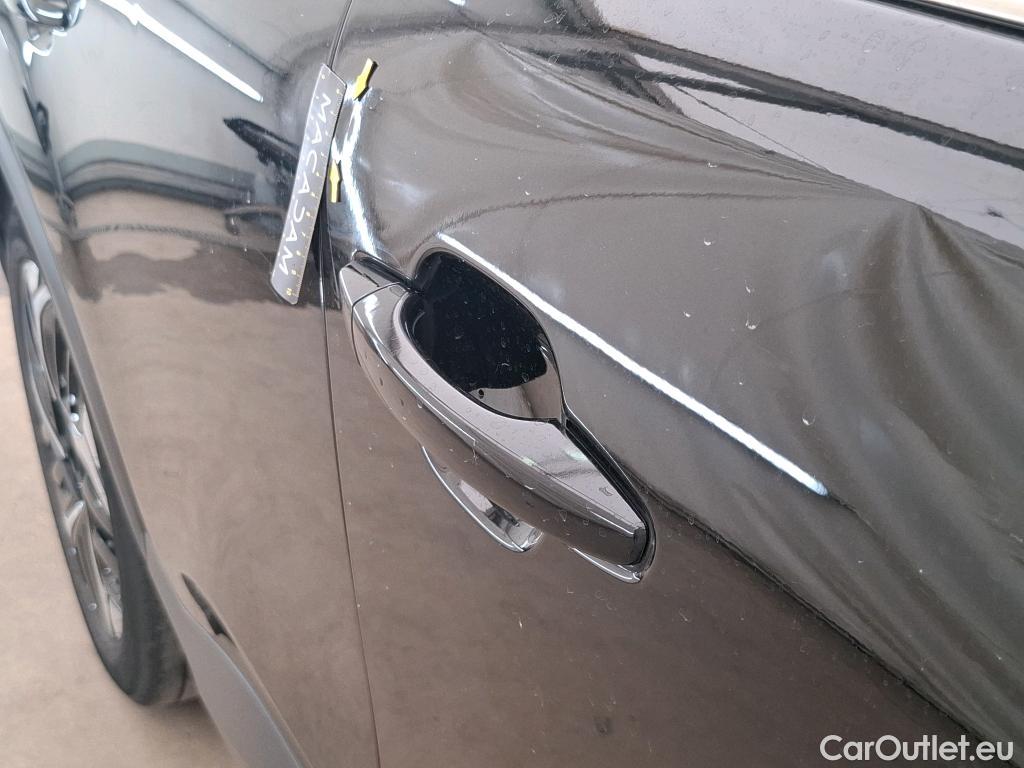  Citroen  C4 CITROEN  X / 2022 / 4P / Berline PureTech 130 S&S EAT8 Shine #26