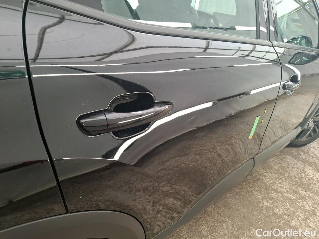  Citroen  C4 CITROEN  X / 2022 / 4P / Berline PureTech 130 S&S EAT8 Feel Pack #18