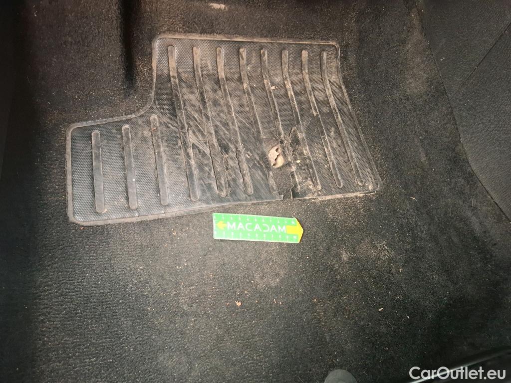  Citroen  C4 CITROEN  X / 2022 / 4P / Berline PureTech 130 S&S EAT8 Feel Pack #13