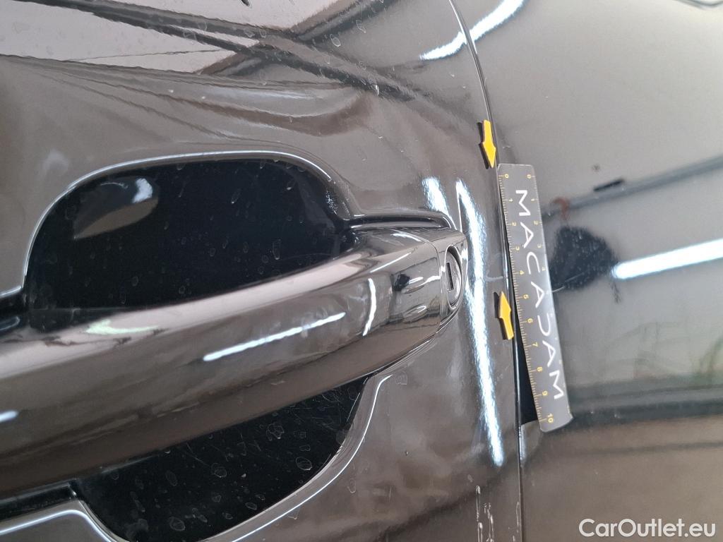  Citroen  C4 CITROEN  X / 2022 / 4P / Berline PureTech 130 S&S EAT8 Shine #2