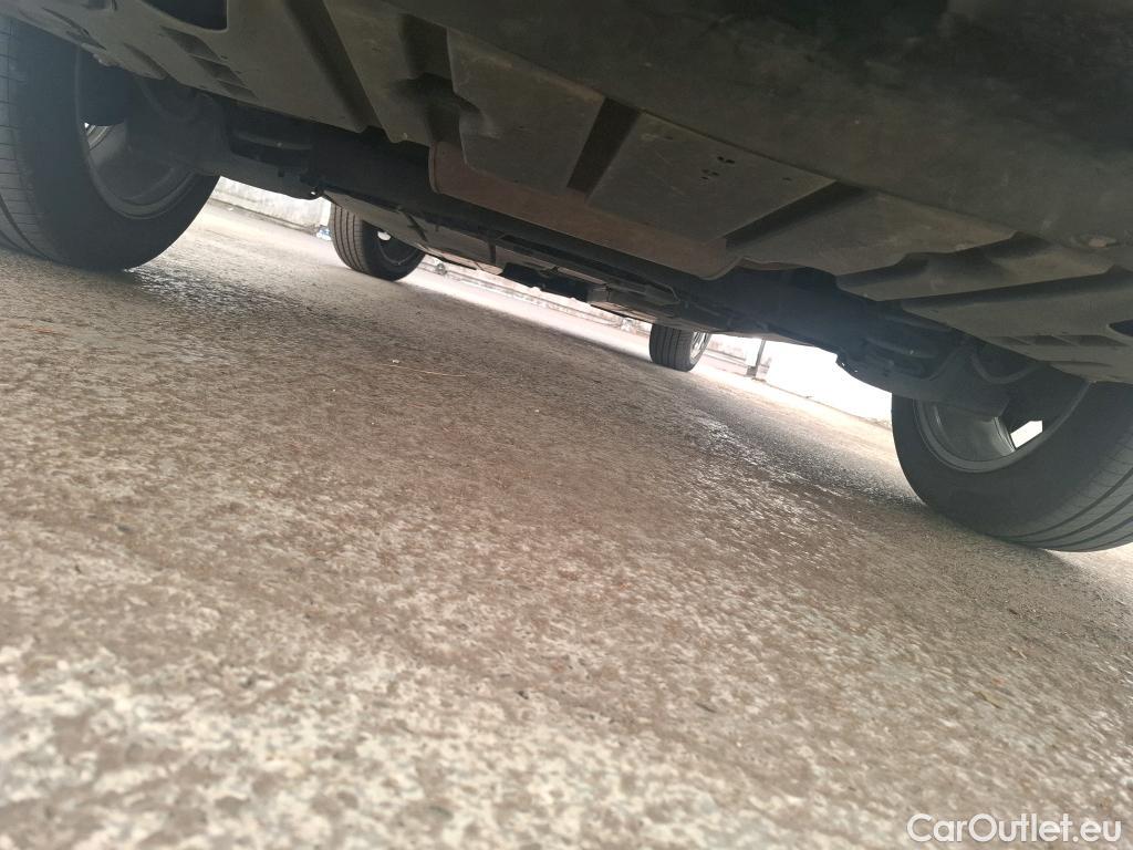  Citroen  C4 CITROEN  X / 2022 / 4P / Berline PureTech 130 S&S EAT8 Feel Pack #23