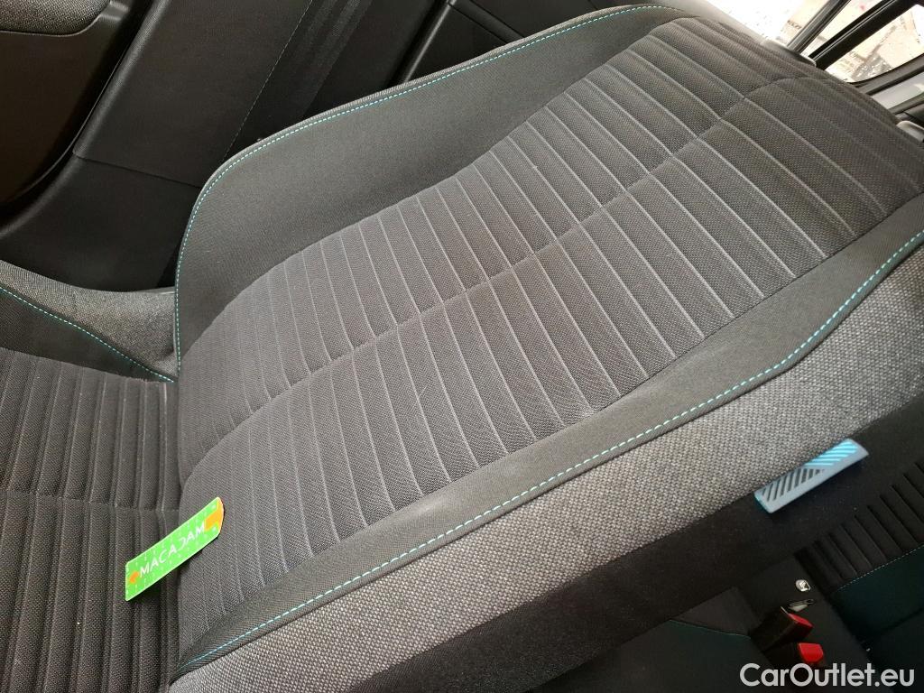  Peugeot  208  Style 1.2 PureTech 75CV BVM5 E6d #20