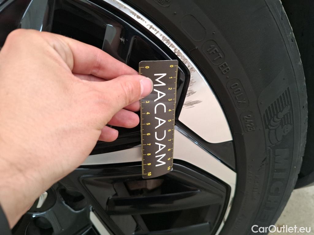  Citroen  C4 CITROEN  X / 2022 / 4P / Berline PureTech 130 S&S EAT8 Shine #44