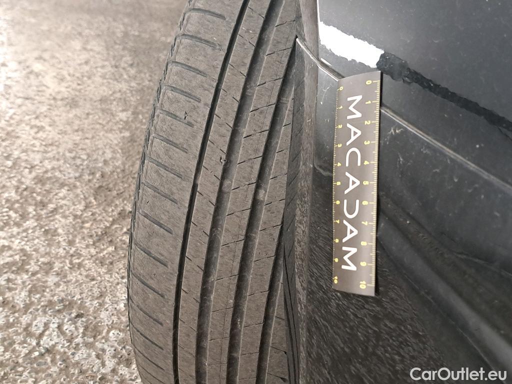  Audi  A4  Avant 30 TDI 2.0 TDI 135CV BVA7 E6d #3