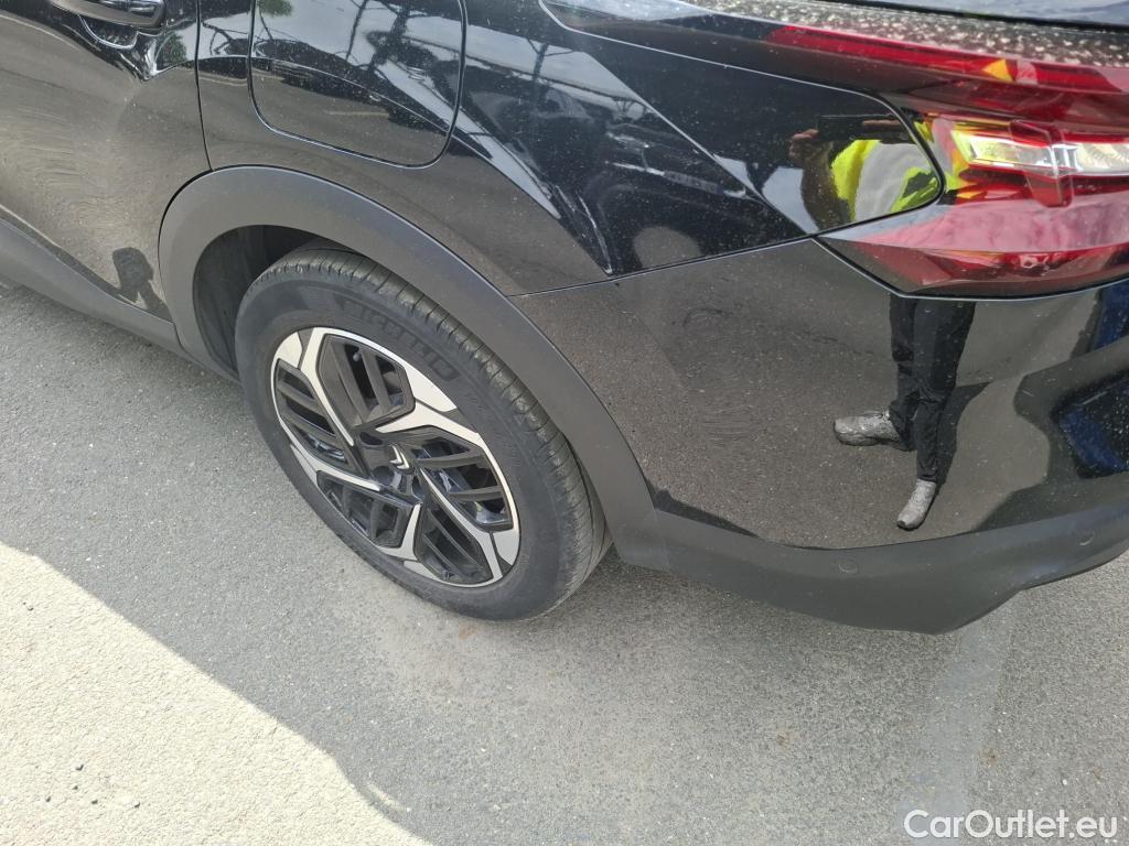  Citroen  C4 CITROEN  X / 2022 / 4P / Berline PureTech 130 S&S EAT8 Shine #4