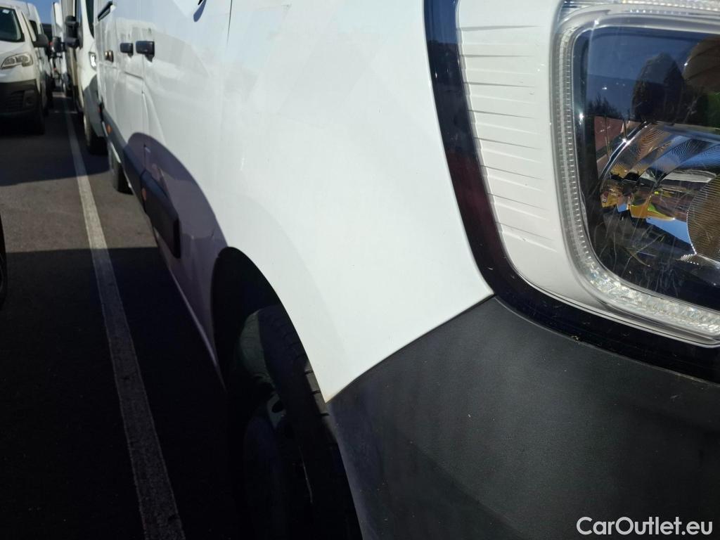 Renault  Master  III Fourgon L3H2 3 5 Grand Confort dCi 135CV BVM6 E6dT #89