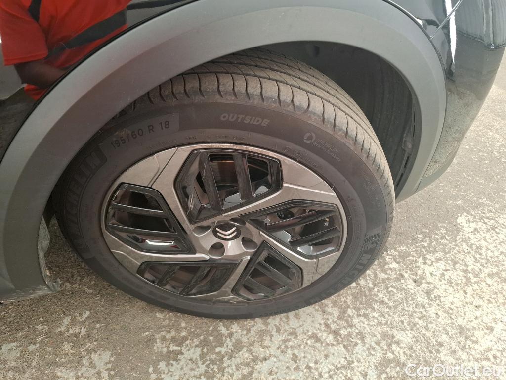  Citroen  C4 CITROEN  X / 2022 / 4P / Berline PureTech 130 S&S EAT8 Feel Pack #9