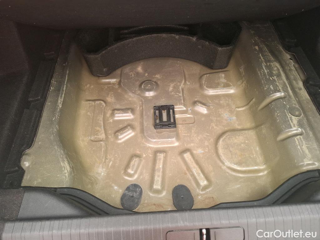  Citroen  C4 CITROEN  X / 2022 / 4P / Berline PureTech 130 S&S EAT8 Feel Pack #22